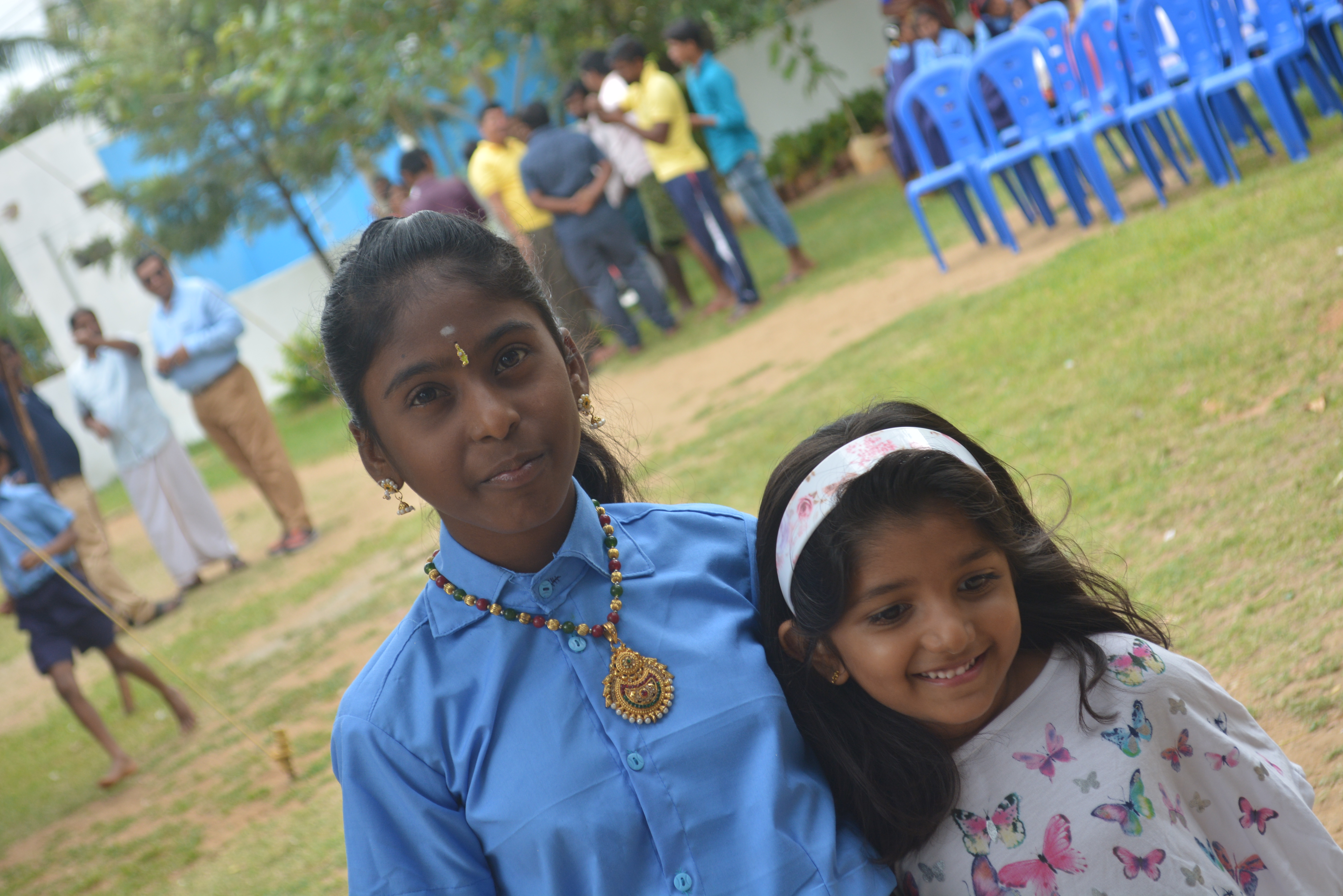 youth representative Richa Mood with thanda school student